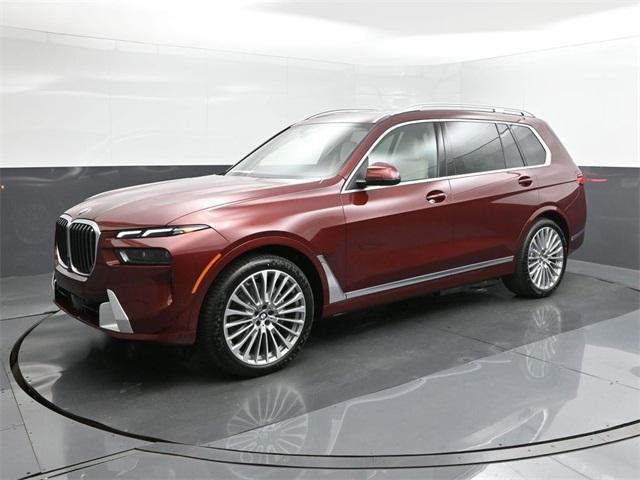 new 2025 BMW X7 car, priced at $101,080