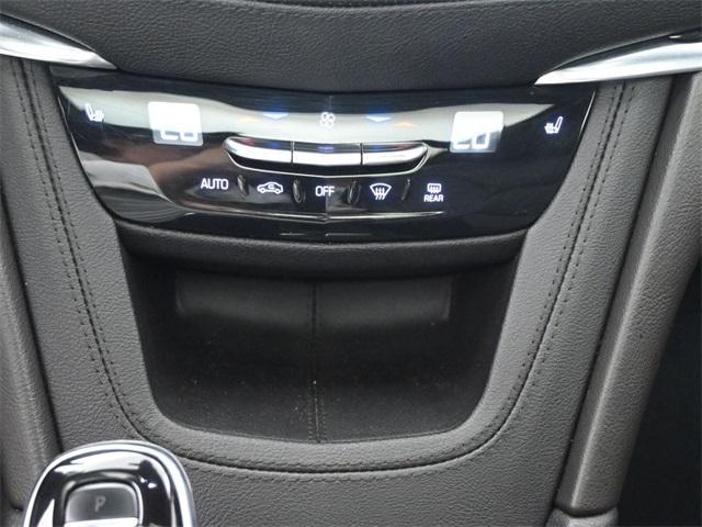 used 2022 Cadillac XT5 car, priced at $33,995