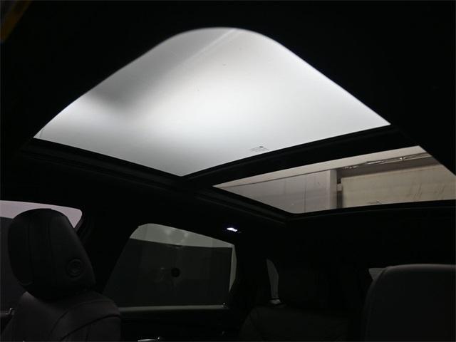 used 2022 Cadillac XT5 car, priced at $33,995