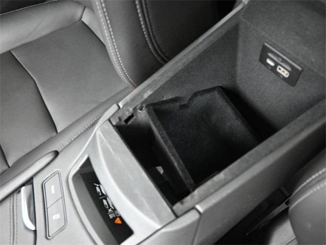 used 2022 Cadillac XT5 car, priced at $33,995