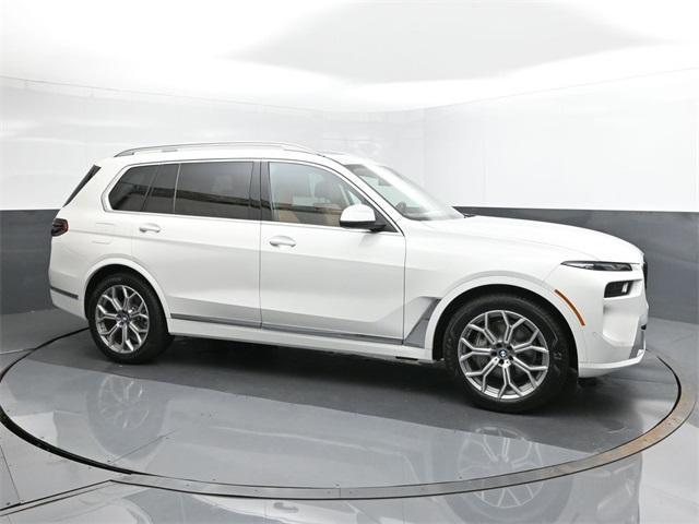 new 2025 BMW X7 car, priced at $87,175