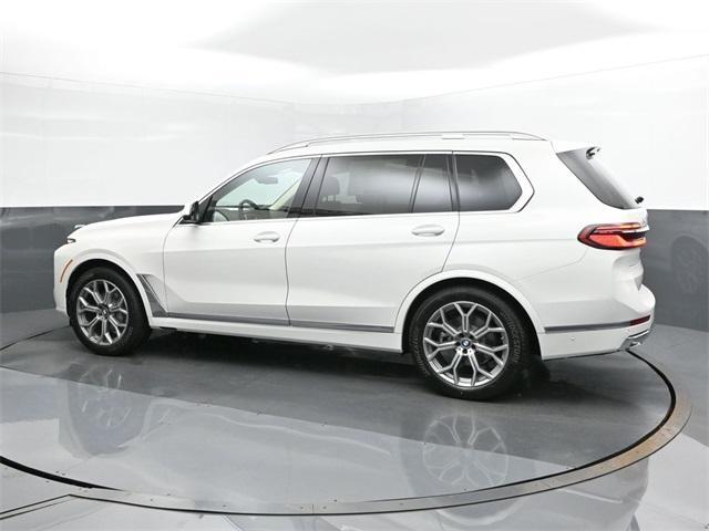 new 2025 BMW X7 car, priced at $87,175