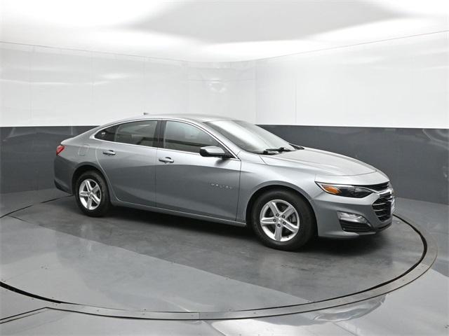 used 2024 Chevrolet Malibu car, priced at $20,258