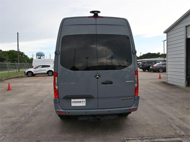 used 2022 Mercedes-Benz Sprinter 2500 car