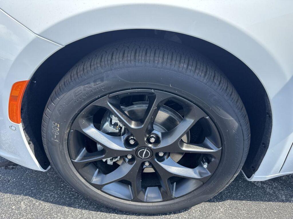 new 2026 Chrysler Pacifica car, priced at $52,855