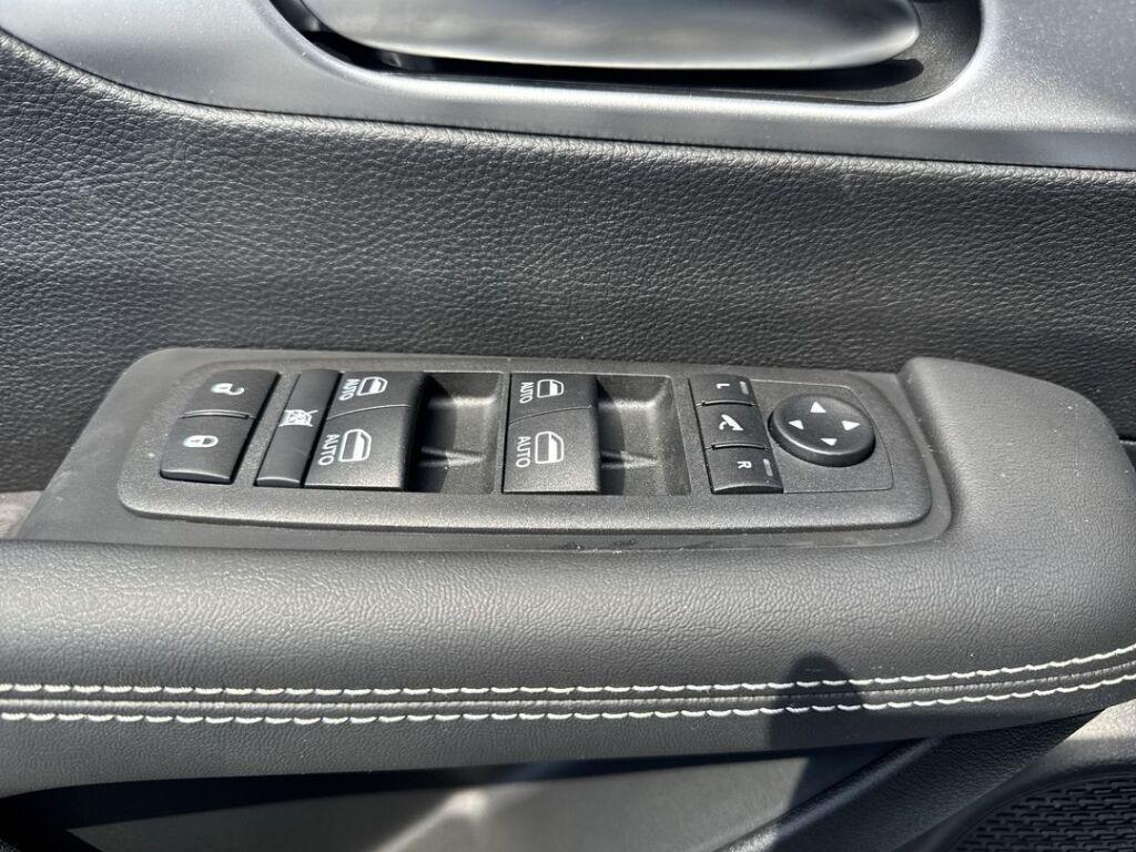 new 2026 Chrysler Pacifica car, priced at $52,855