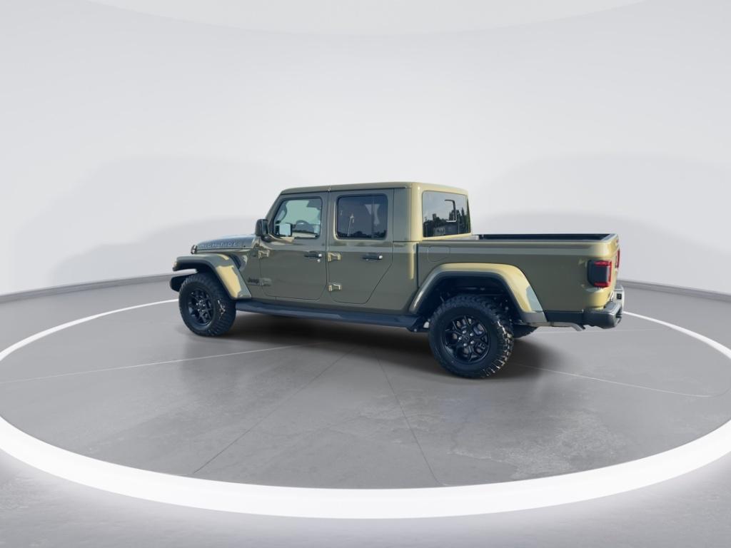 new 2025 Jeep Gladiator car, priced at $49,300