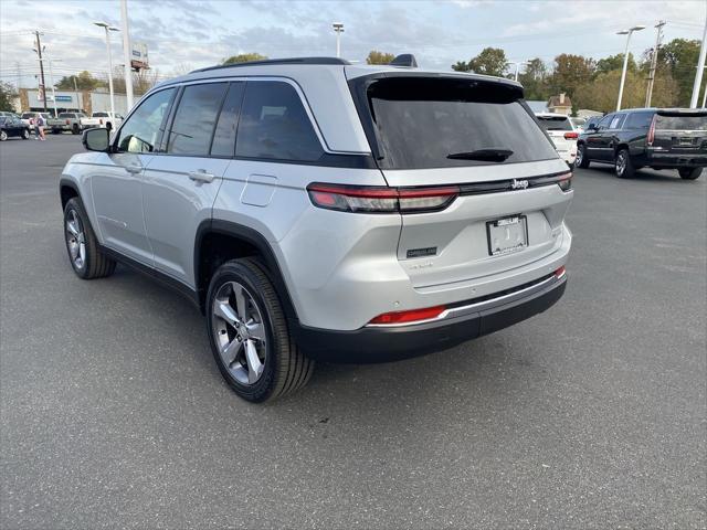 new 2025 Jeep Grand Cherokee car