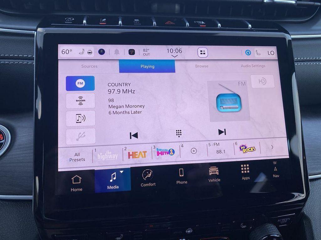 new 2025 Jeep Grand Cherokee car, priced at $47,445