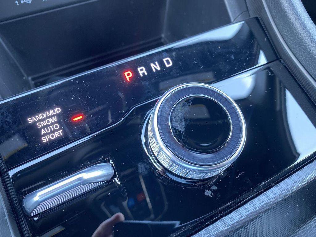 new 2025 Jeep Grand Cherokee car, priced at $47,445