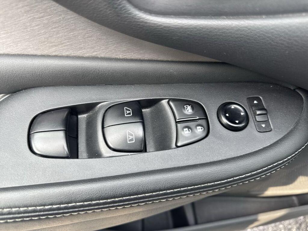 used 2023 Nissan Murano car, priced at $24,295