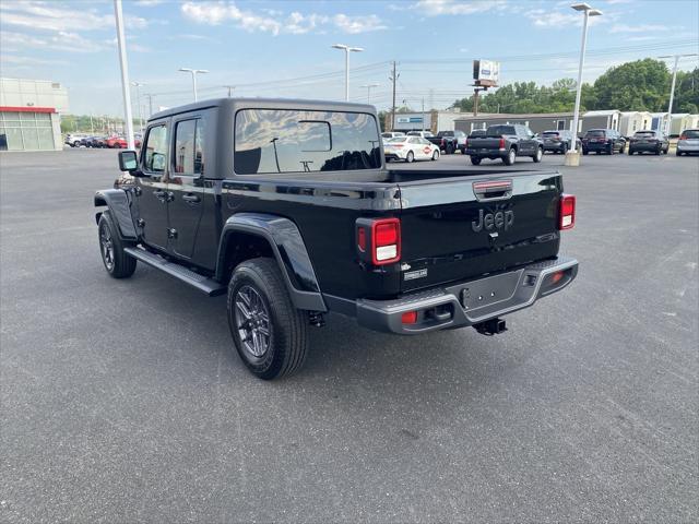 new 2024 Jeep Gladiator car