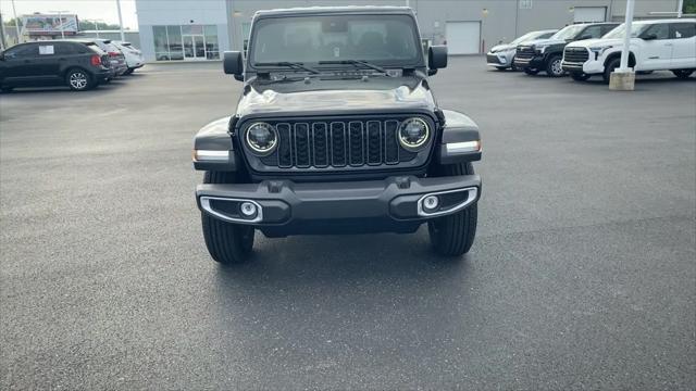 new 2024 Jeep Gladiator car