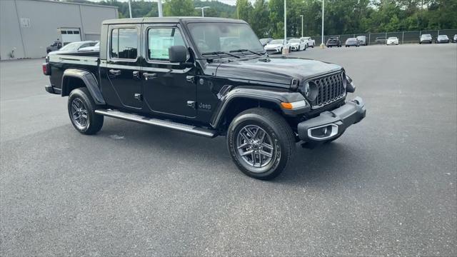 new 2024 Jeep Gladiator car