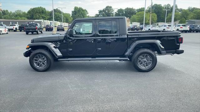 new 2024 Jeep Gladiator car