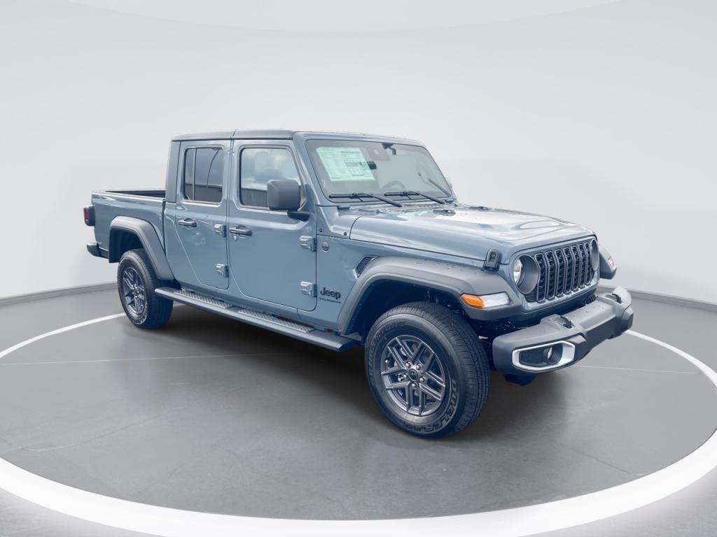 new 2025 Jeep Gladiator car, priced at $45,508