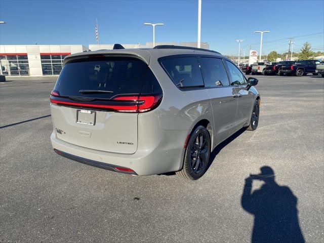 new 2025 Chrysler Pacifica car