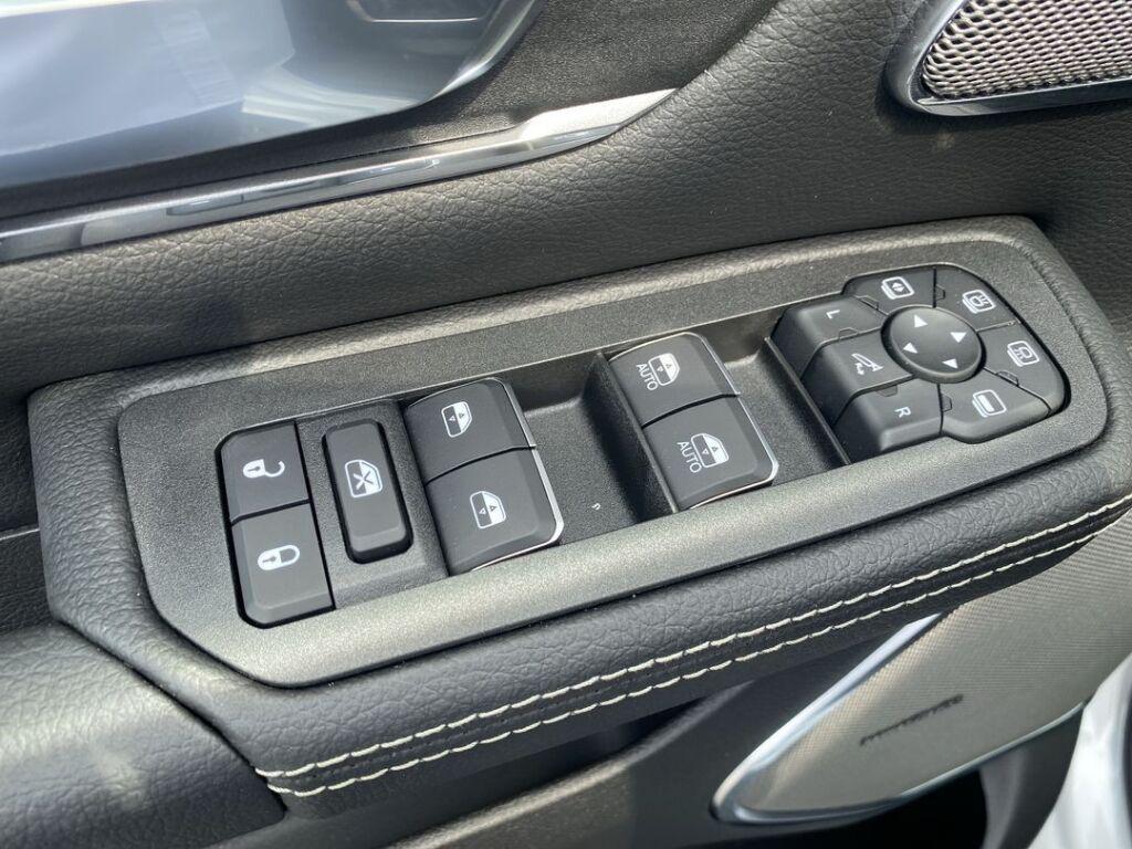 new 2025 Ram 1500 car, priced at $73,789