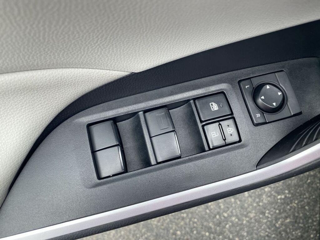 used 2020 Toyota RAV4 car, priced at $22,922