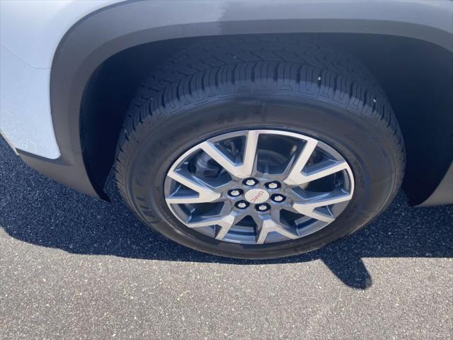 used 2023 GMC Acadia car, priced at $27,938