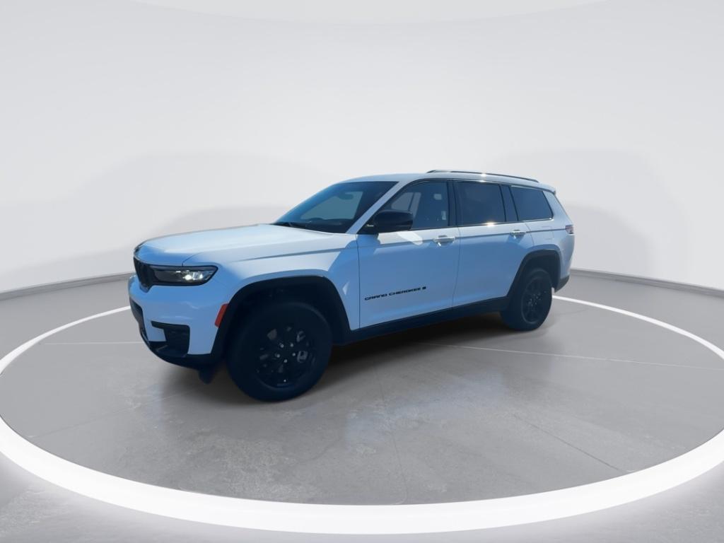 new 2025 Jeep Grand Cherokee L car, priced at $41,635