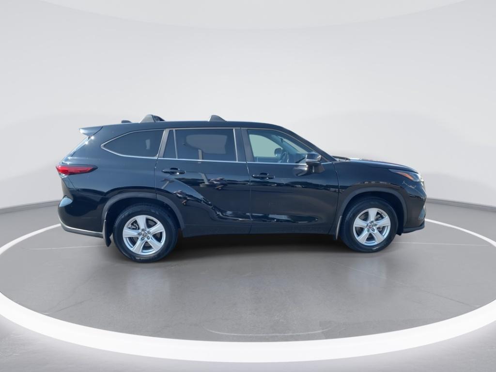 used 2023 Toyota Highlander car, priced at $34,995