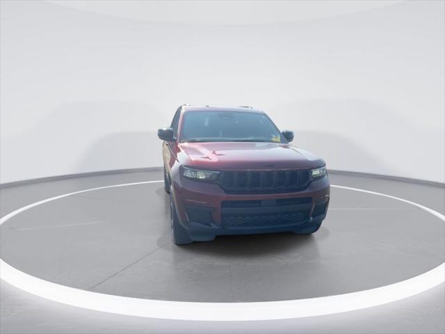 used 2024 Jeep Grand Cherokee L car, priced at $37,749