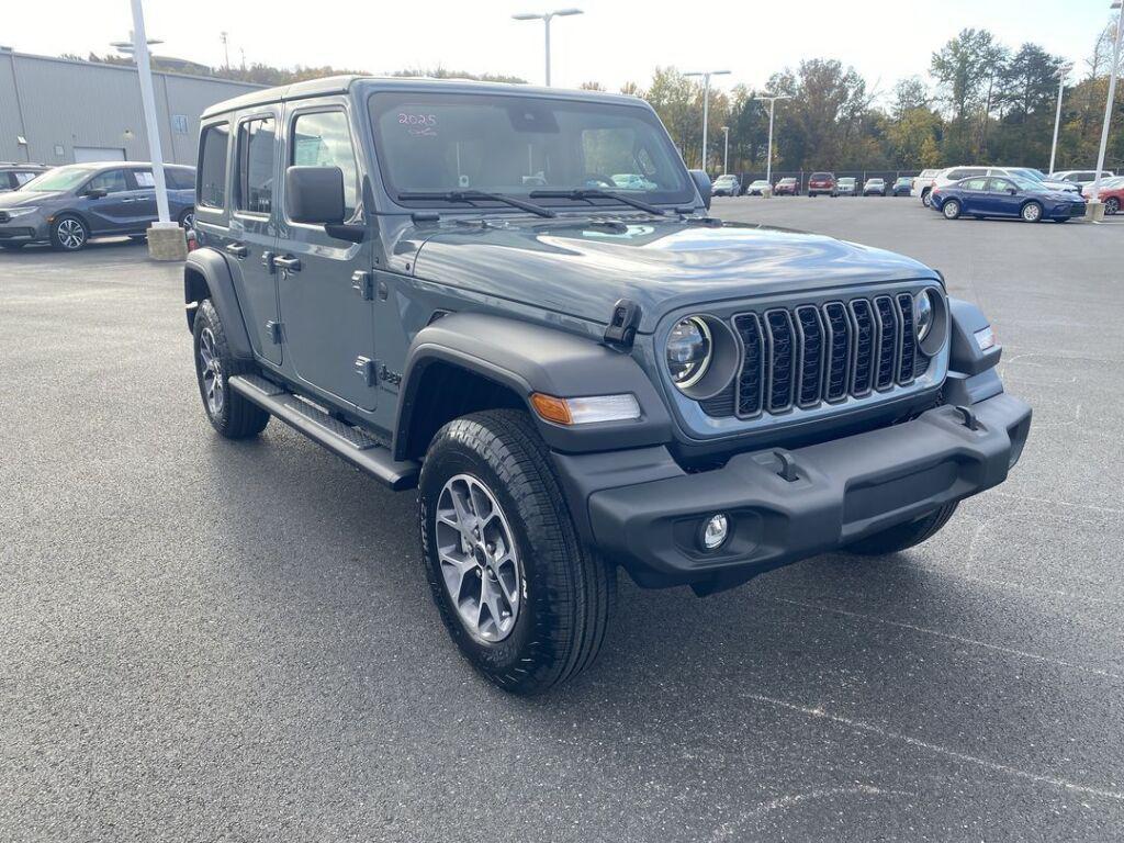 new 2025 Jeep Wrangler car, priced at $45,460