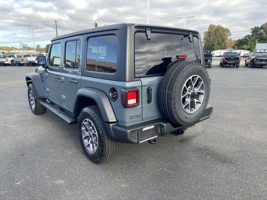 new 2025 Jeep Wrangler car, priced at $45,460