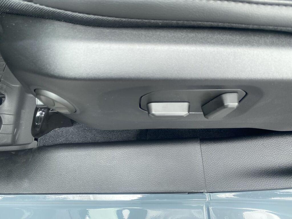 new 2025 Jeep Wrangler car, priced at $73,995