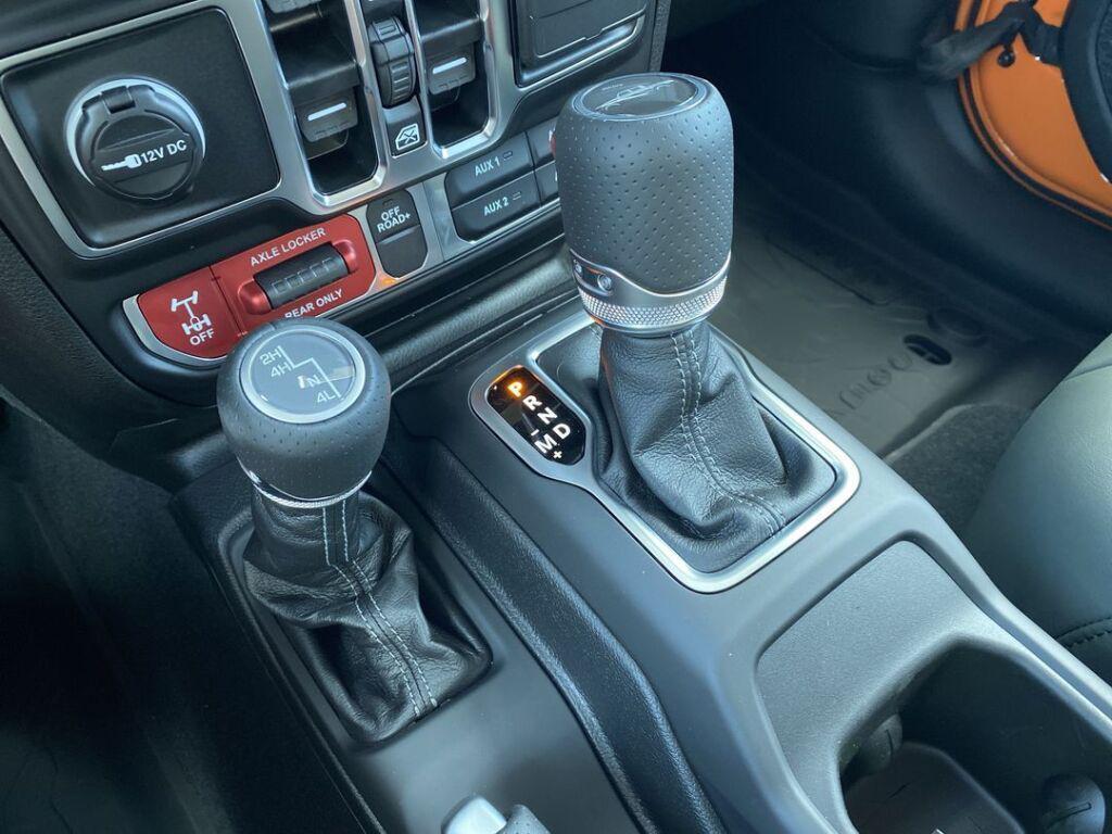 new 2025 Jeep Gladiator car, priced at $52,100