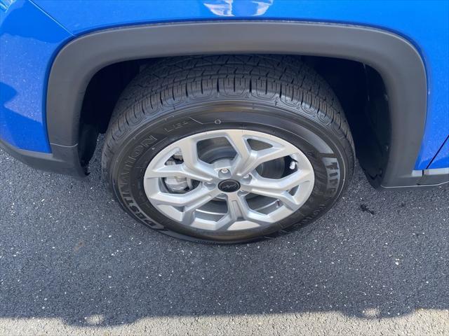 new 2025 Jeep Compass car