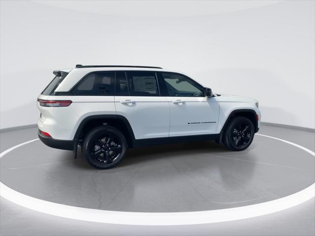 new 2025 Jeep Grand Cherokee car, priced at $42,419