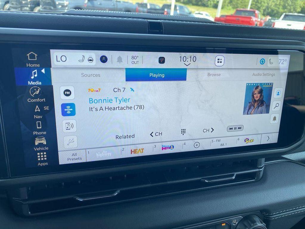 new 2025 Jeep Gladiator car, priced at $55,862