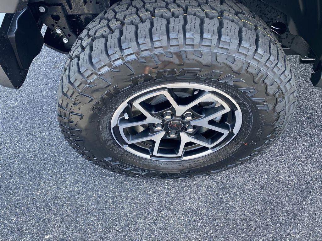 new 2025 Jeep Gladiator car, priced at $55,862