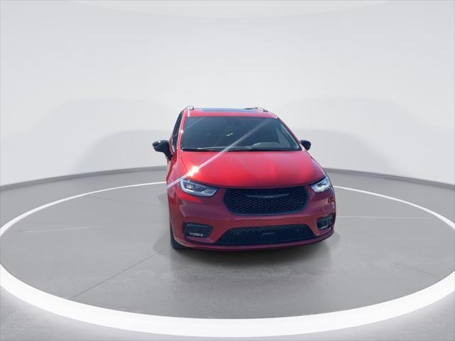 new 2025 Chrysler Pacifica car, priced at $49,540
