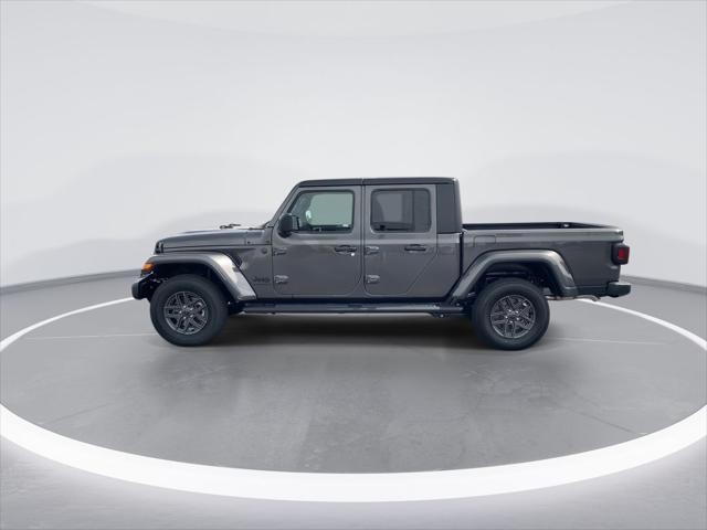 new 2025 Jeep Gladiator car, priced at $49,325