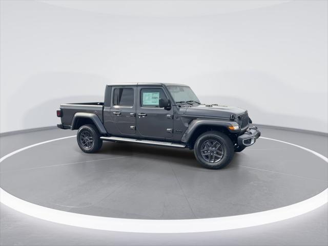 new 2025 Jeep Gladiator car, priced at $49,325