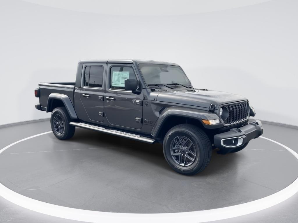 new 2025 Jeep Gladiator car, priced at $48,640