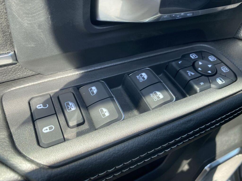 new 2025 Ram 2500 car, priced at $86,620