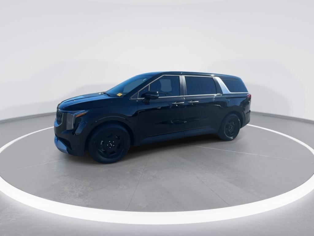 used 2025 Kia Carnival car, priced at $35,868