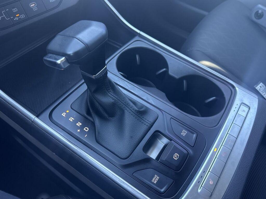 used 2025 Kia Carnival car, priced at $35,868