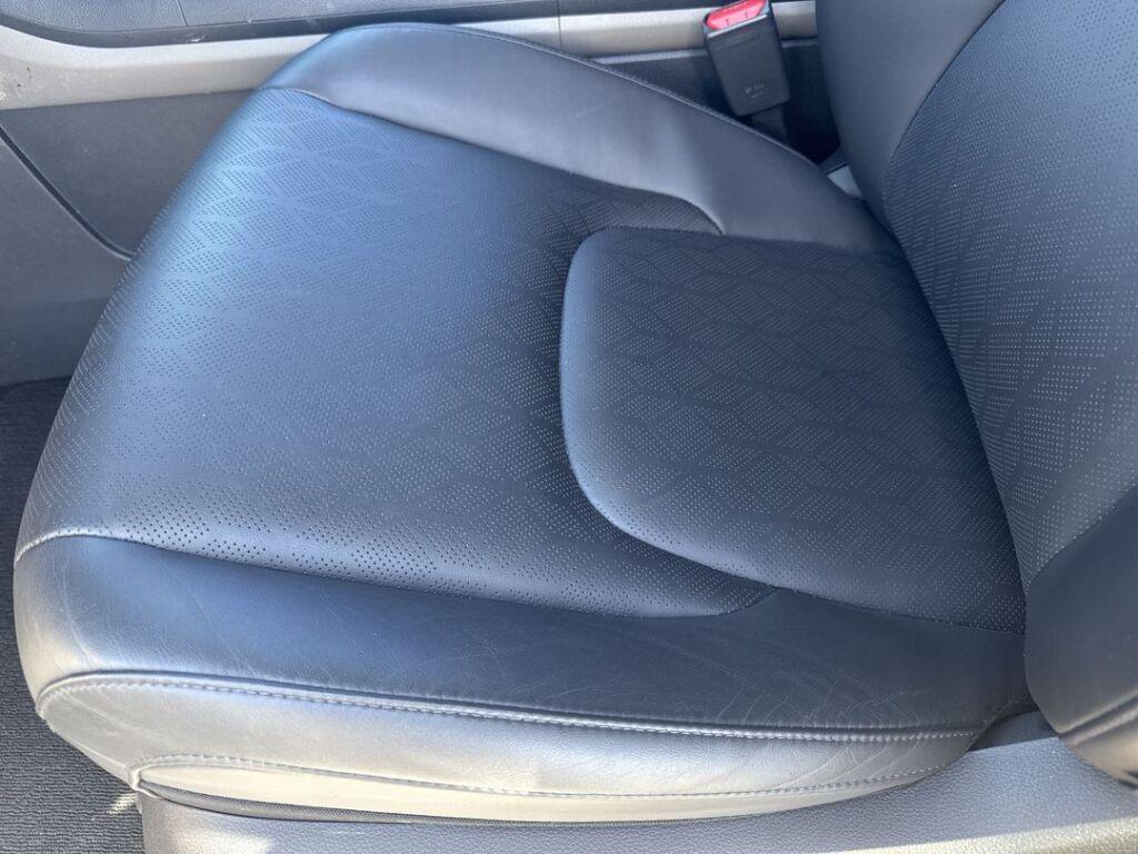 used 2025 Kia Carnival car, priced at $35,868