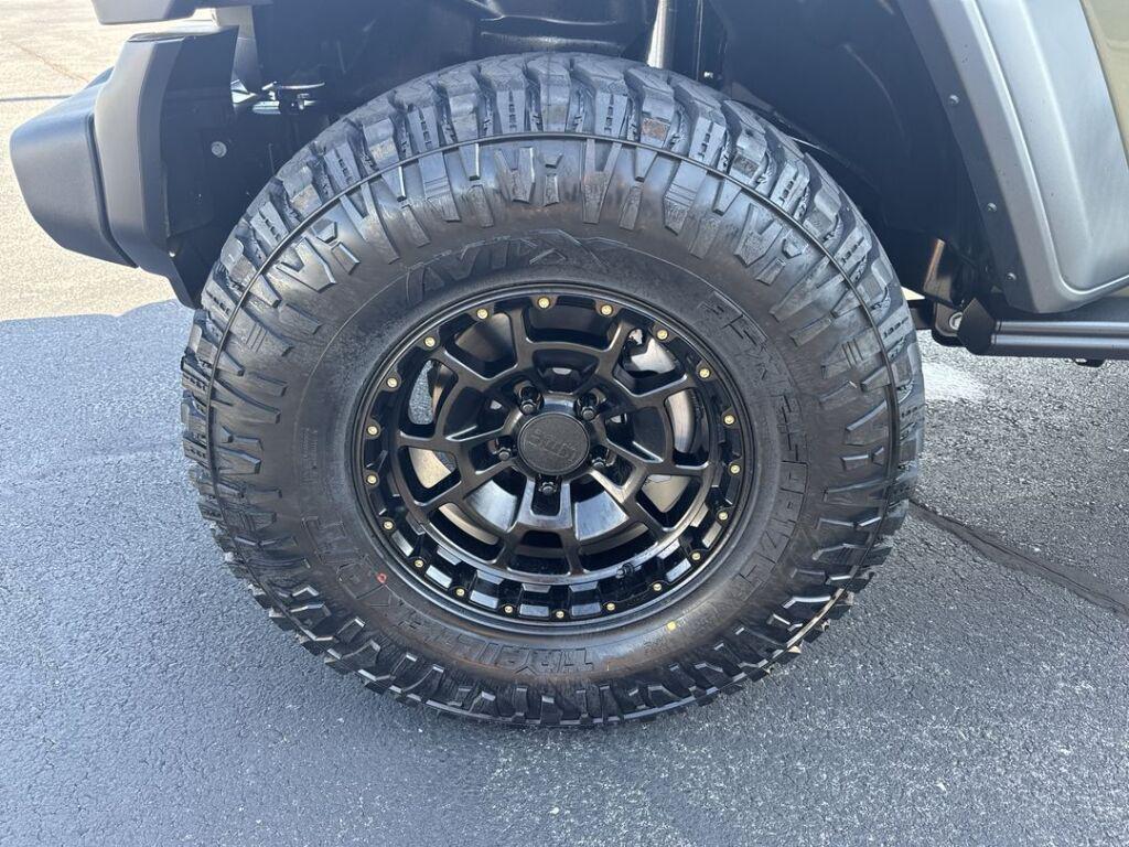 new 2025 Jeep Wrangler car, priced at $39,495