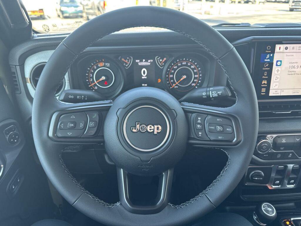new 2025 Jeep Wrangler car, priced at $39,495