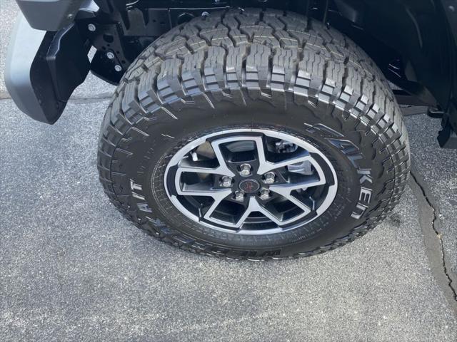 new 2025 Jeep Gladiator car, priced at $54,165