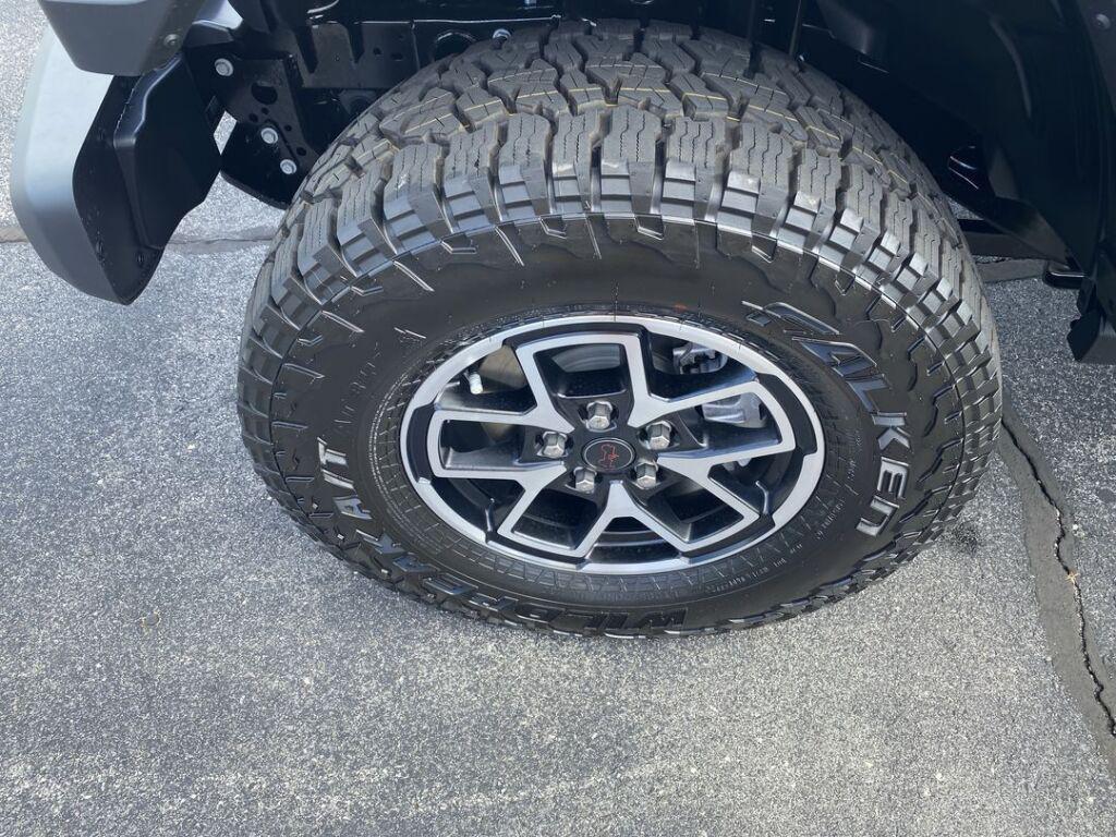 new 2025 Jeep Gladiator car, priced at $55,790