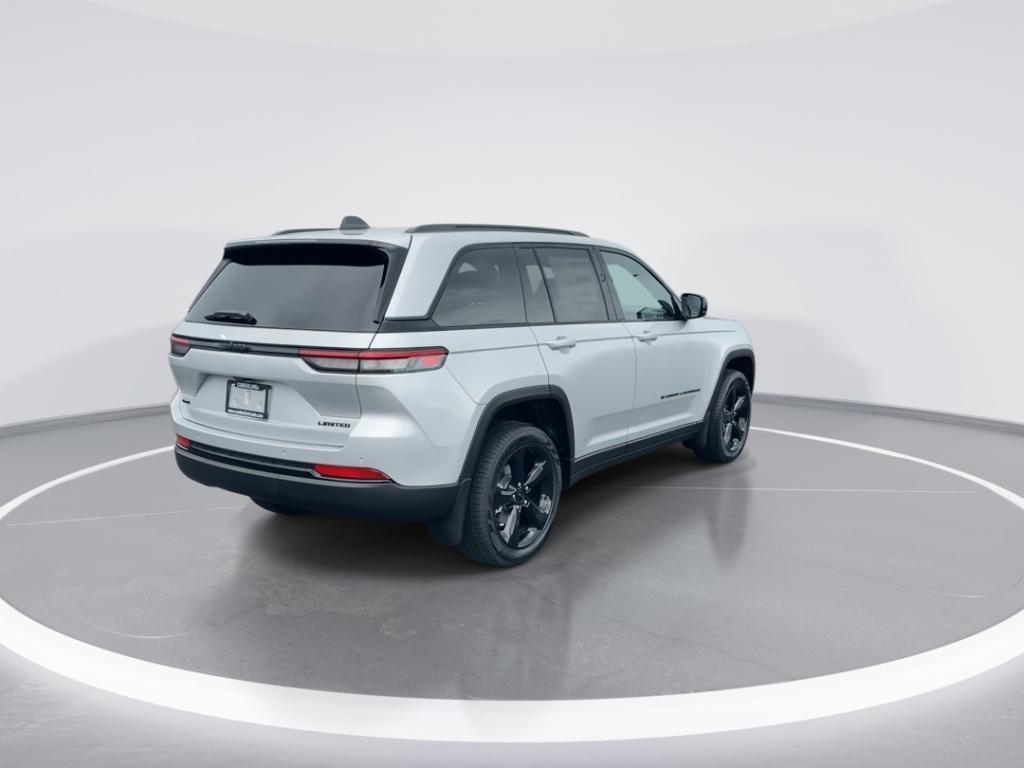 new 2025 Jeep Grand Cherokee car, priced at $48,981