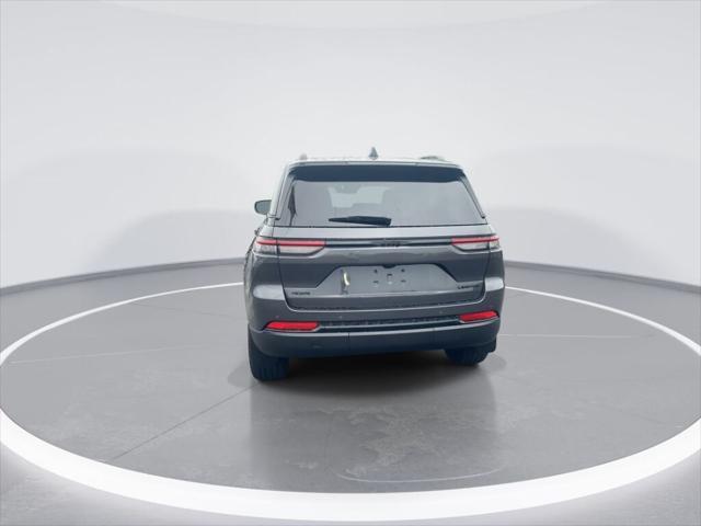new 2025 Jeep Grand Cherokee car, priced at $50,435