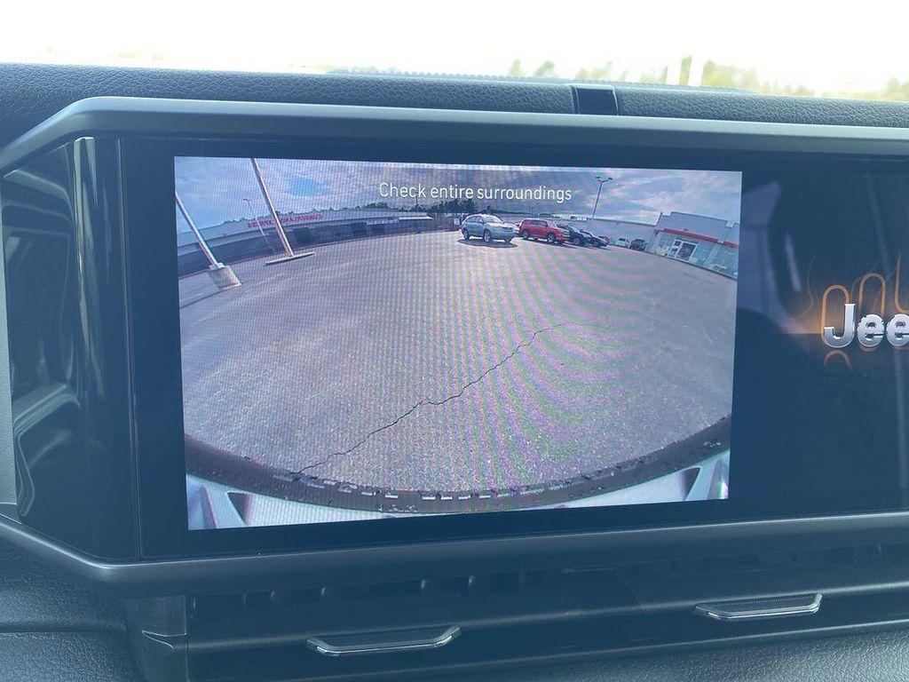 new 2025 Jeep Wrangler car, priced at $49,231